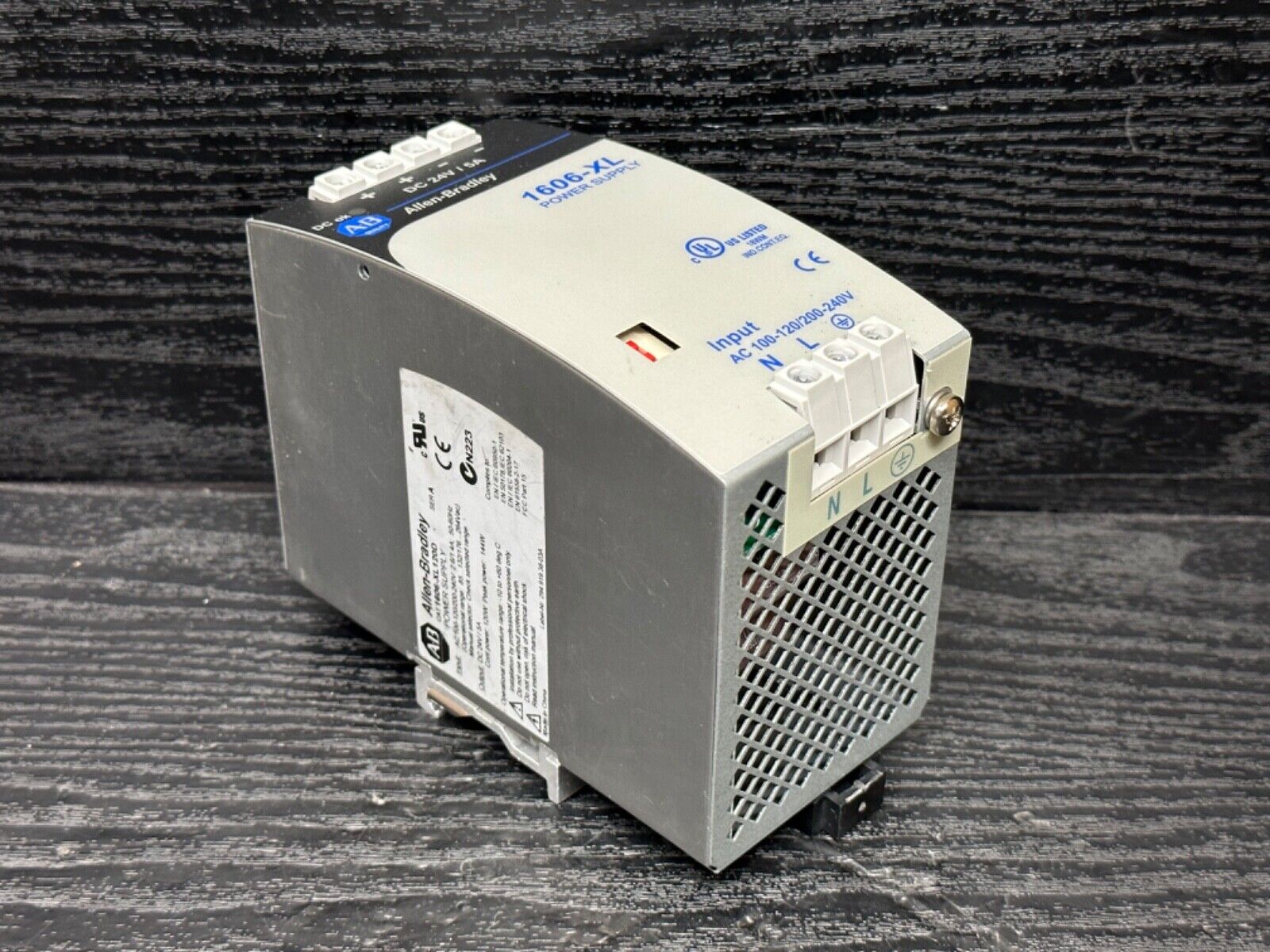 Allen Bradley 1606-XL120D 1606-XL Sola AC to DC Power Supply 24V