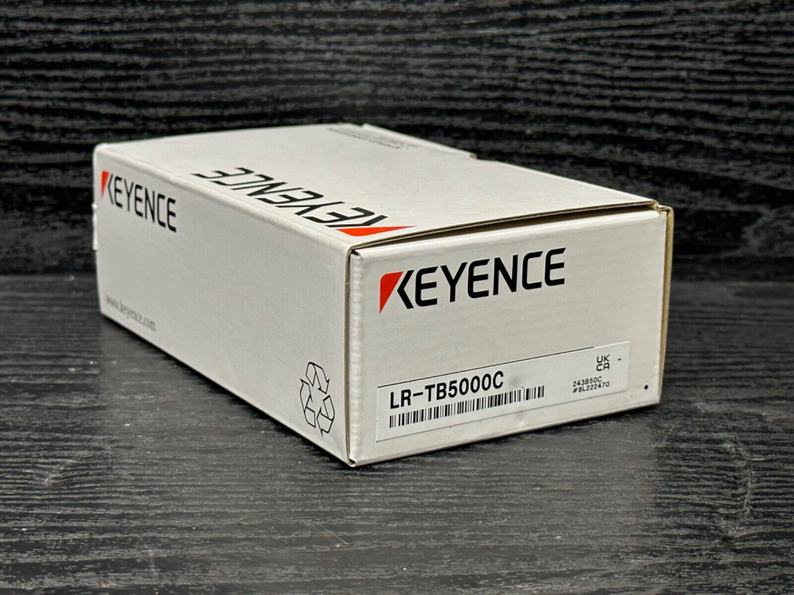 New Keyence LR-TB5000C All Purpose Detection Distance Laser Sensor